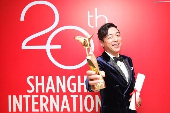 第二十届上海国际电影节影帝是谁获取？