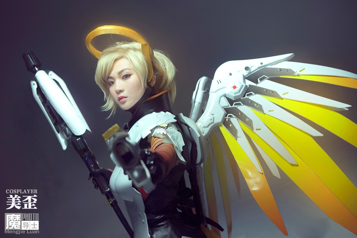 女神美歪《守望先锋》天使cos:神还原&气质完美