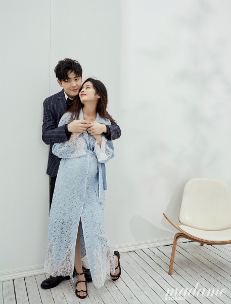 付辛博晒出女儿脚丫照片:公布颖儿产女喜讯!二人正式升级为父母