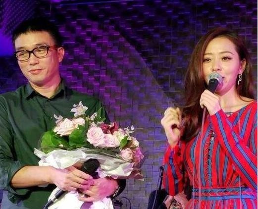 张靓颖独立准备演唱会