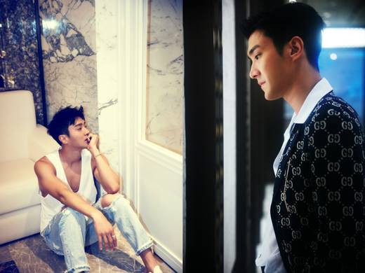 韩国人气男团Super Junior于27日抢先公开先行曲音源。