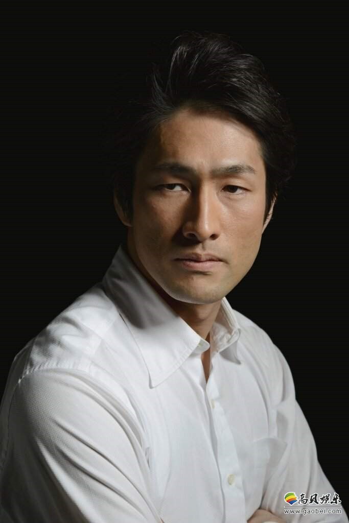 藤崎龙经典漫画《封神演义》官方公开了角色定妆照:哪吒和黄天化登场