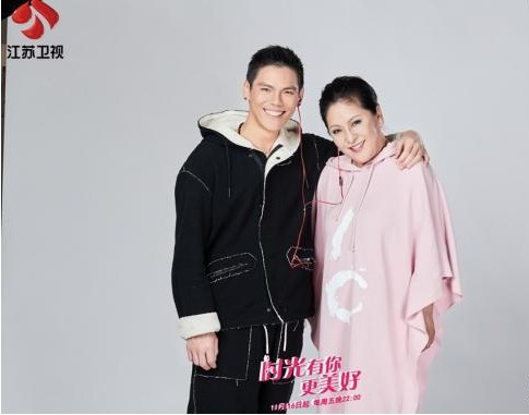 《最美的时光》将开启首播:向佐和妈妈向太陈岚首次携手亮相卫视综艺