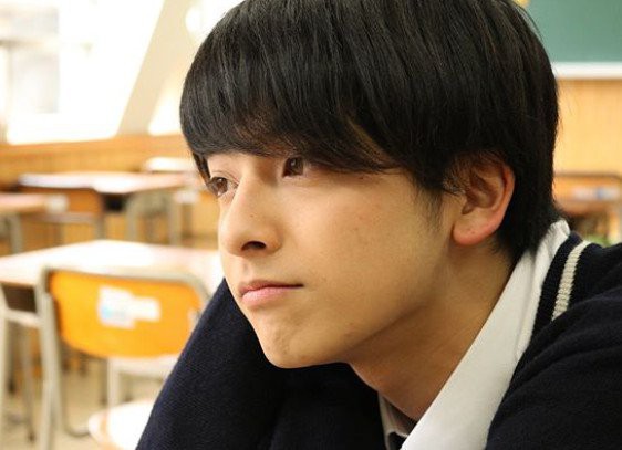 日本“最帅高中生”新原泰佑：透露曾经被同学霸凌！感觉“活着很痛苦”