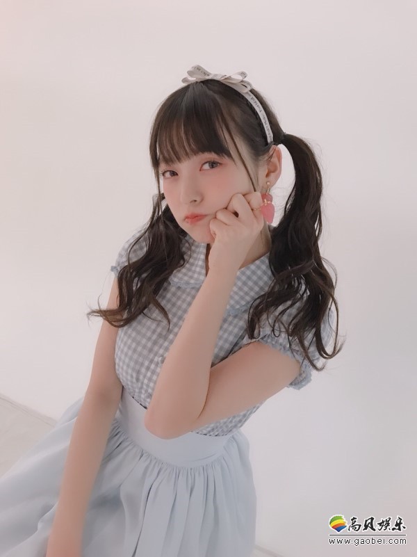 情人节少不了政委的活跃上坂堇为大家公开写真照化妆室秀可爱颜艺