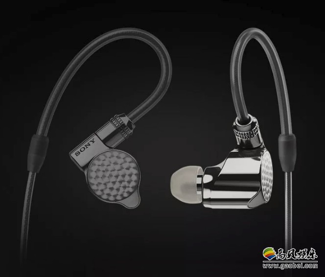 索尼中国宣布旗舰入耳式耳机IER-Z1R开售：价格12999！100kHz频响
