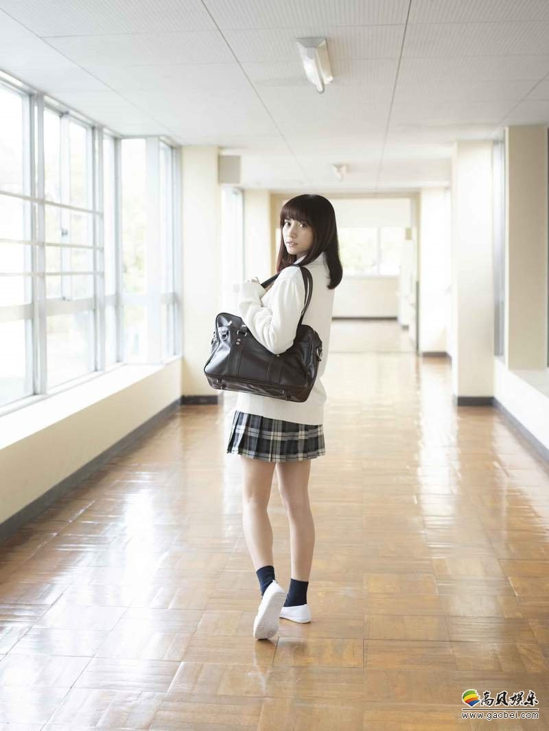 日本人气写真偶像:桃月梨子(桃月なしこ)写真风格表现