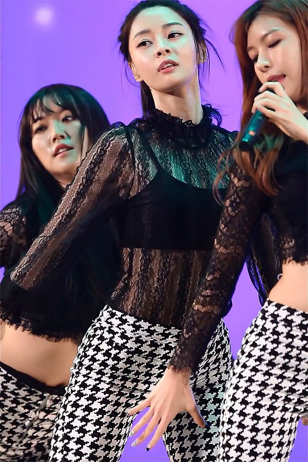 【HelloVenus】【权娜拉Kwon NaRa】Wiggle Wiggle150321-2