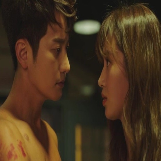 OCN发布了电视剧《邻家英雄》的最新剧照