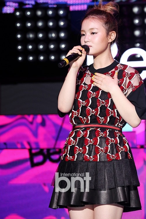 韩国歌手李夏怡回归在即