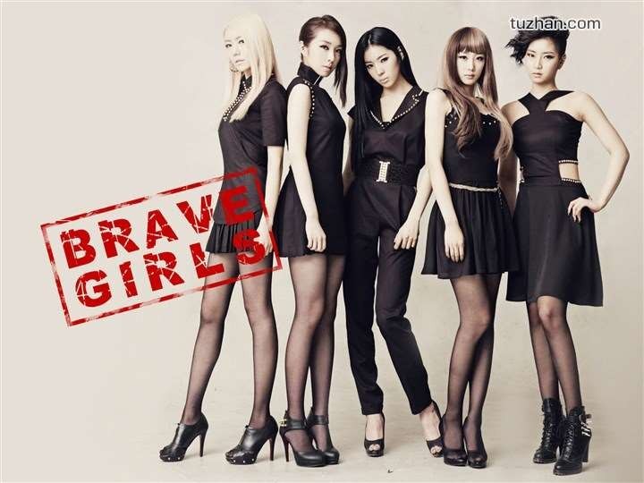 16日下午女团Brave Girls举行新专辑Showcase