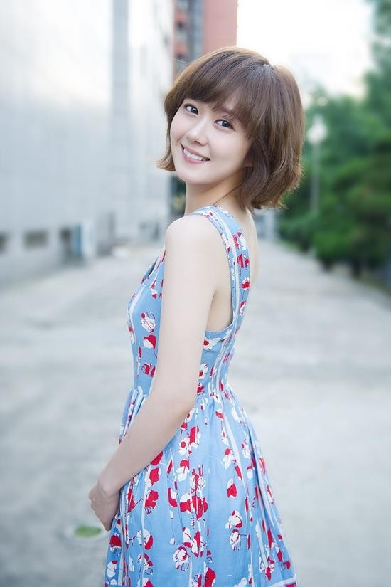 青春不败美少女童颜美女明朗少女张娜拉