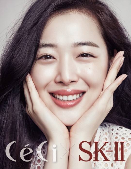 时尚杂志《CeCi》公开了艺人雪莉拍摄的素颜写真 时尚杂志《CeCi》公开了艺人雪莉拍摄的素颜写真