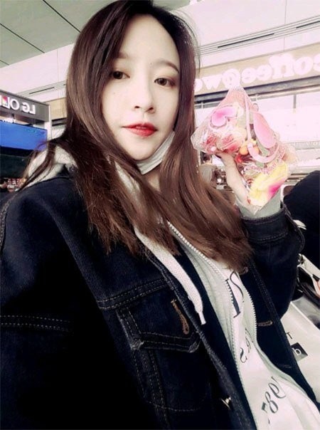 重新开始活动的EXID Hani公开自拍美照