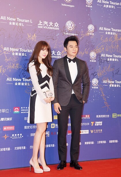 演员尹恩惠华鼎奖中获得了全球最佳电视剧演员奖 演员尹恩惠华鼎奖中获得了全球最佳电视剧演员奖