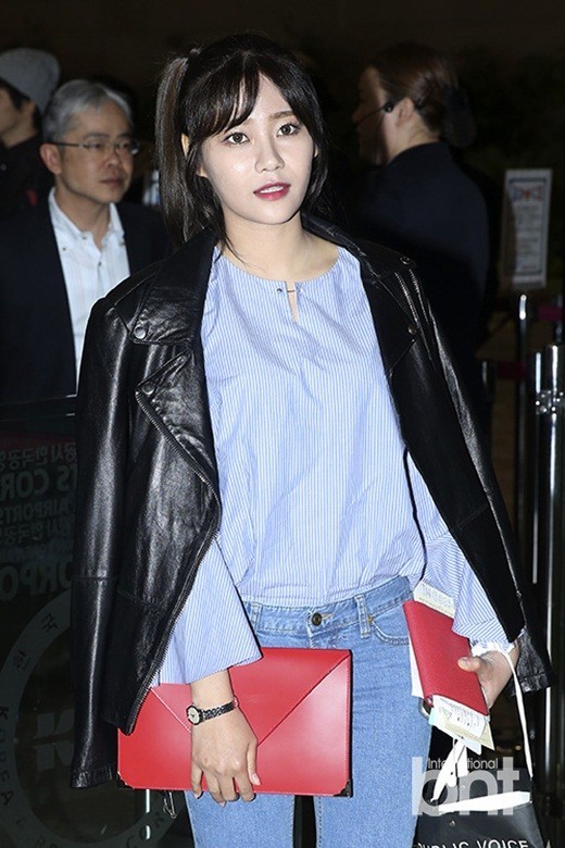 韩国组合AOA前往日本 青春时尚活力十足