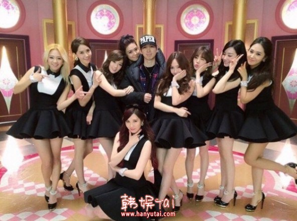 少女时代编舞老师沈在元称“非常怀念9人时期的少女时代”