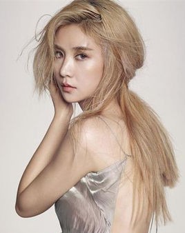 韩国组合FIESTAR成员曹璐是哪里人？