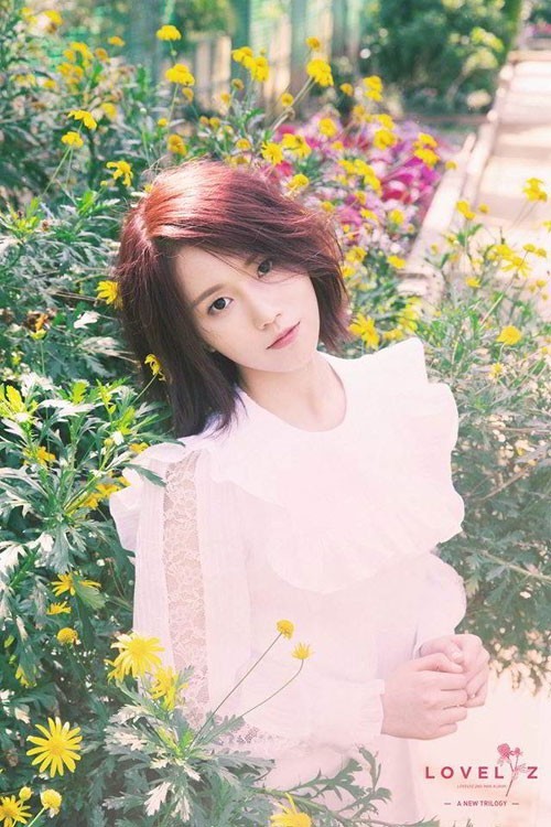 Lovelyz成员JIN、叡仁新专辑《A New Trilogy》概念照公开 清新脱俗梦幻