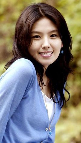 韩国女演员李恩珠什么时候因什么原因上吊自杀身亡的？