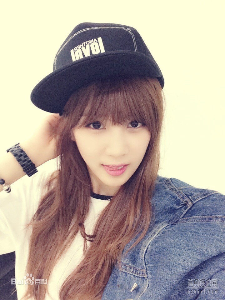 Apink朴初珑在队里担当什么职务?