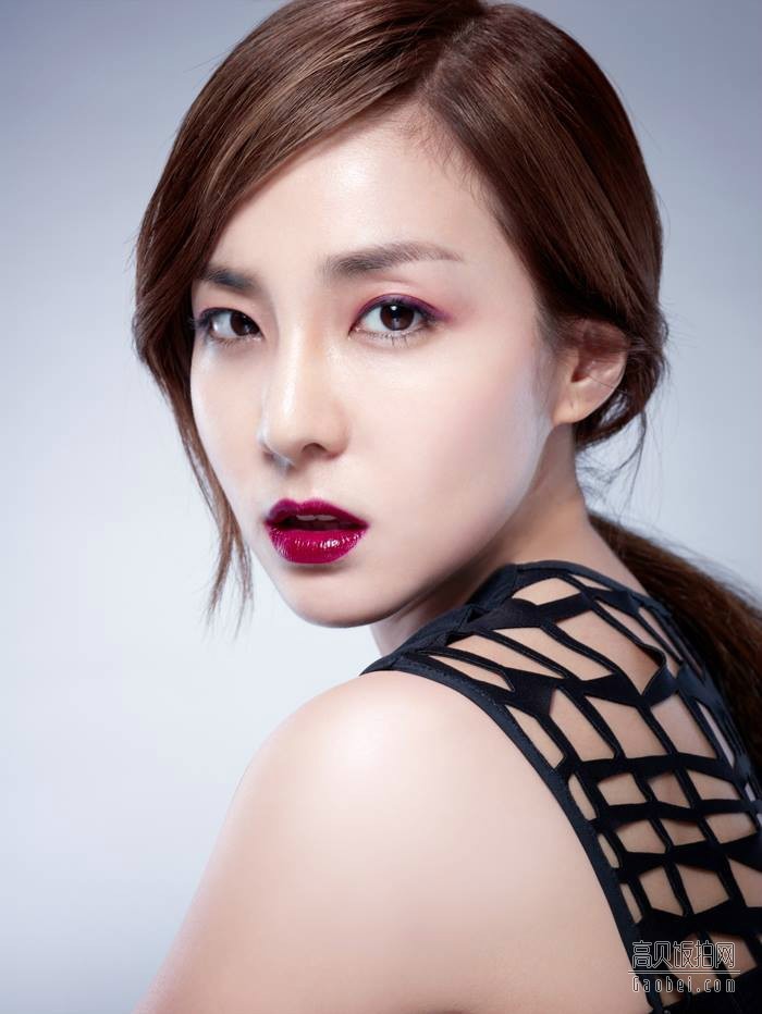 女子演唱组合2NE1成员朴山多拉什么时候出生的？