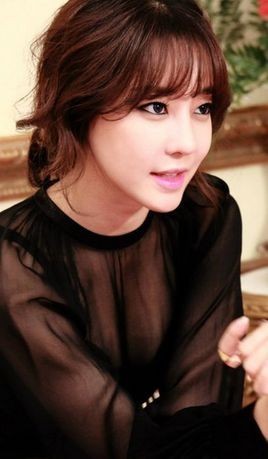 韩国女团Rainbow成员高佑丽什么时候出生的？