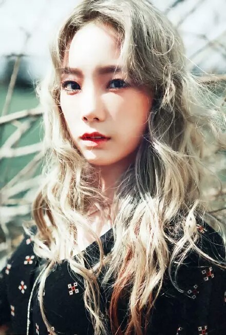 女子天团少女时代成员金泰妍最喜欢什么植物？
