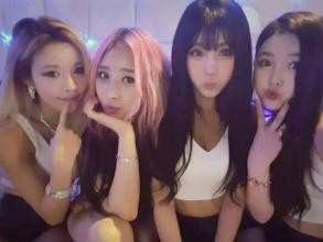 韩国女团Laysha的出道歌曲是什么？