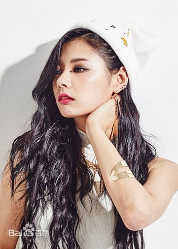 韩国女子组合Rania成员金多莱是什么时候出生的？