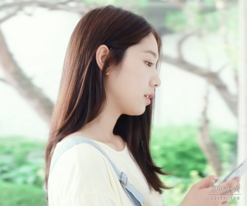 韩国女艺人朴信惠的经纪公司是哪个？