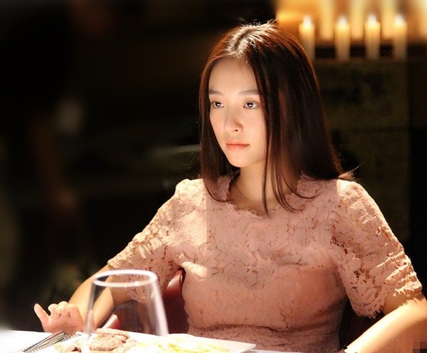 女演员吴倩是毕业于哪个学校的？