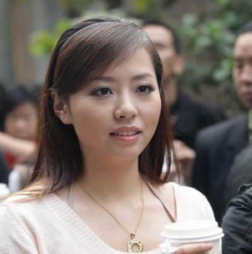 张靓颖是哪一年的超女？