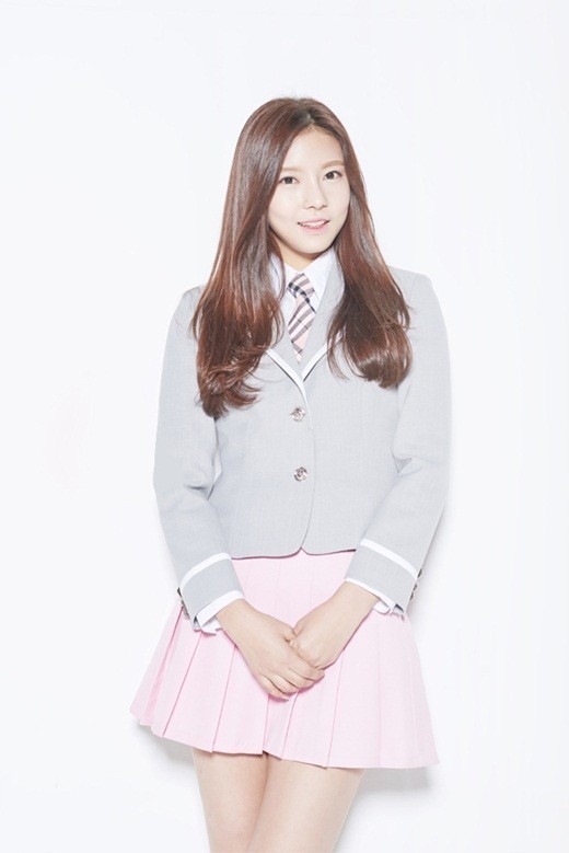 Mnet电视台选秀节目《PRODUCE 101》出身金娜英合流