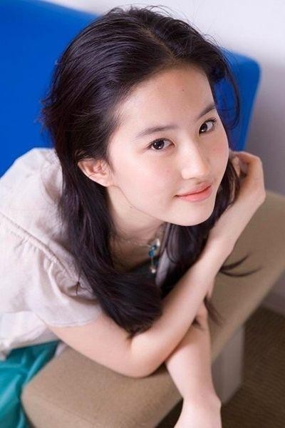 刘亦菲是因为什么剧而火起来的？