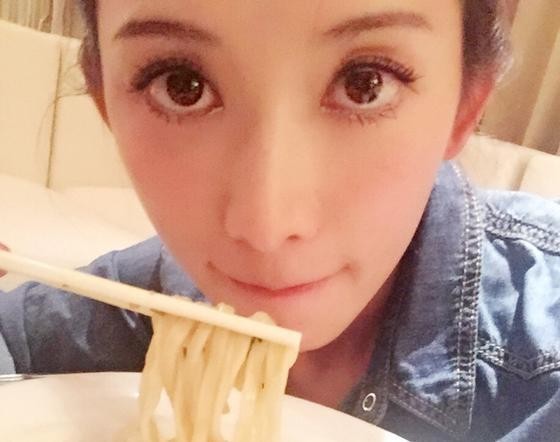 林志玲除了是一个演员还有别的身份吗？