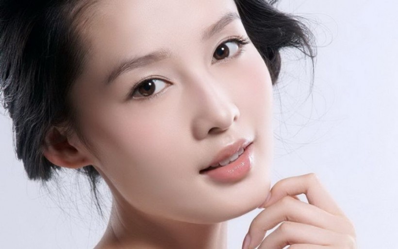 演员李沁毕业于哪个学校？