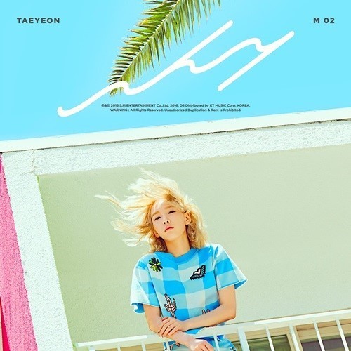 少女时代太妍在25日公开了新专辑《WHY》的先行曲