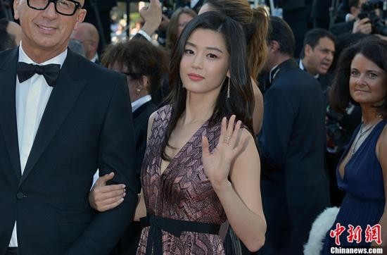 众人大赞崔俊赫是完美的最佳老公