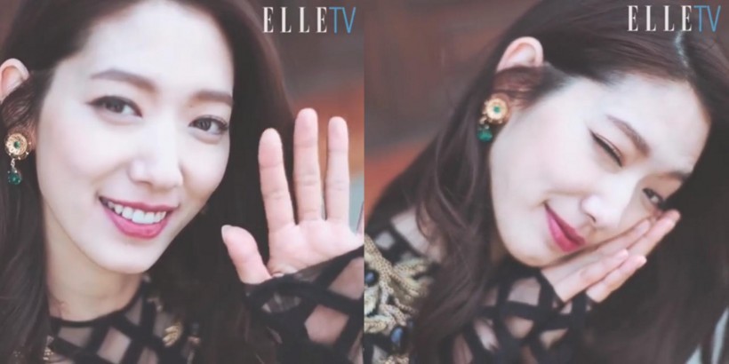 朴信惠电眼甜美微笑与粉丝道晚安