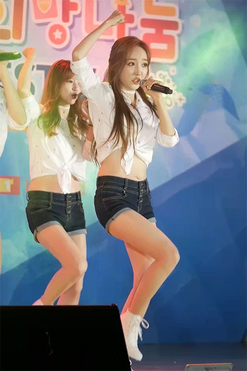 QueenB'Z 饭拍秀 拍摄日期： 160716 【3合集 651 MB】