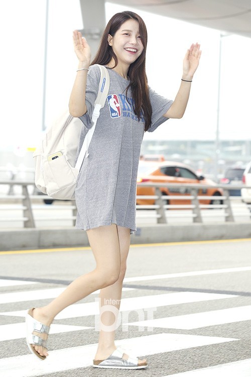 MAMAMOO现身仁川国际机场，前往日本参加“KOREA MUSIC WAVE”