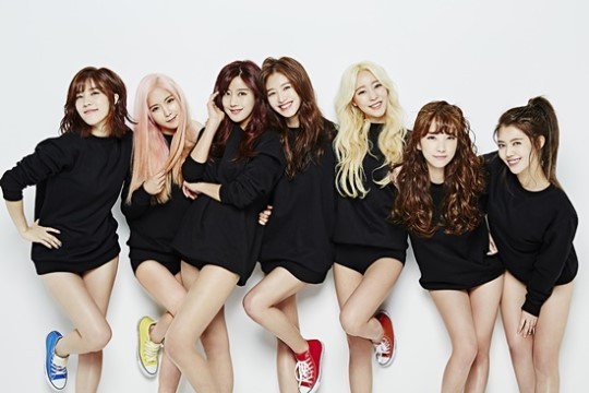 DSP Media表示RainBow进行首次写真集《UP CLOSE》制作项目 DSP Media表示RainBow进行首次写真集《UP CLOSE》制作项目