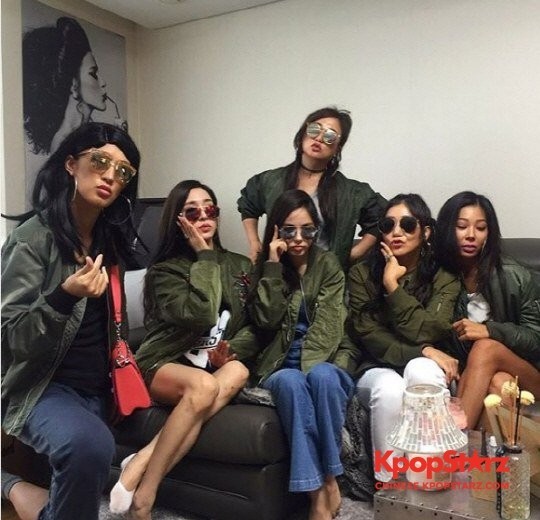 Jessi公开了和UNNIE'S成员们的合照