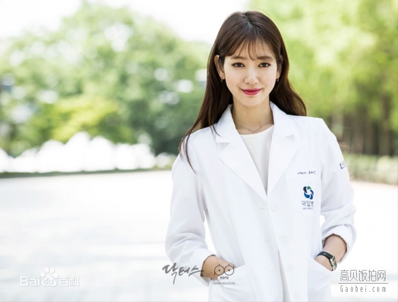 韩国月火剧《Doctors》首播是什么时间？