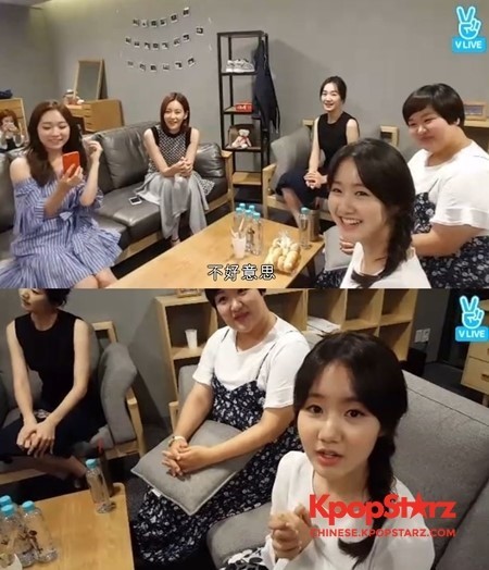 《国家代表2》的众多主创演员与粉丝们进行了沟通