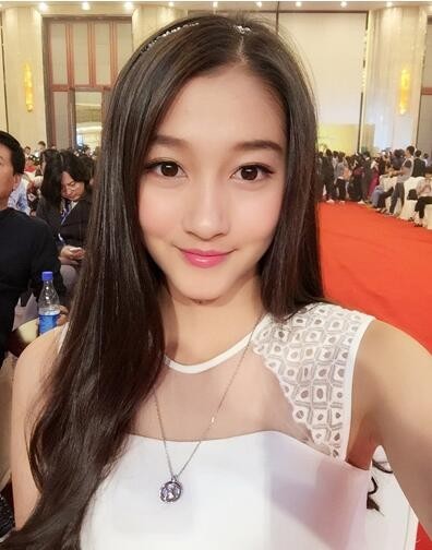 关晓彤公开男神，并称一直没变过，看男神怎么回应？？