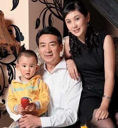 寇振海现任妻子叫什么