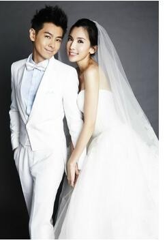 林志颖老婆是谁？