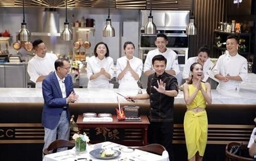 谢霆锋36岁生日，给他庆生不是王菲,而是她?